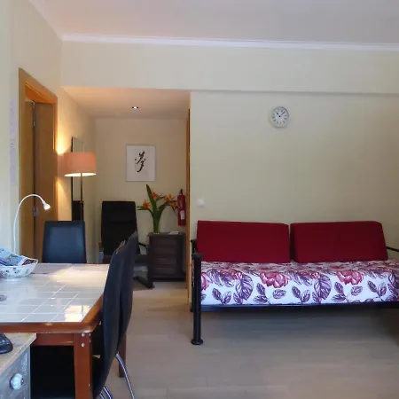 A View To The River Tejo By Sixtyfive Boutique * Lissabon